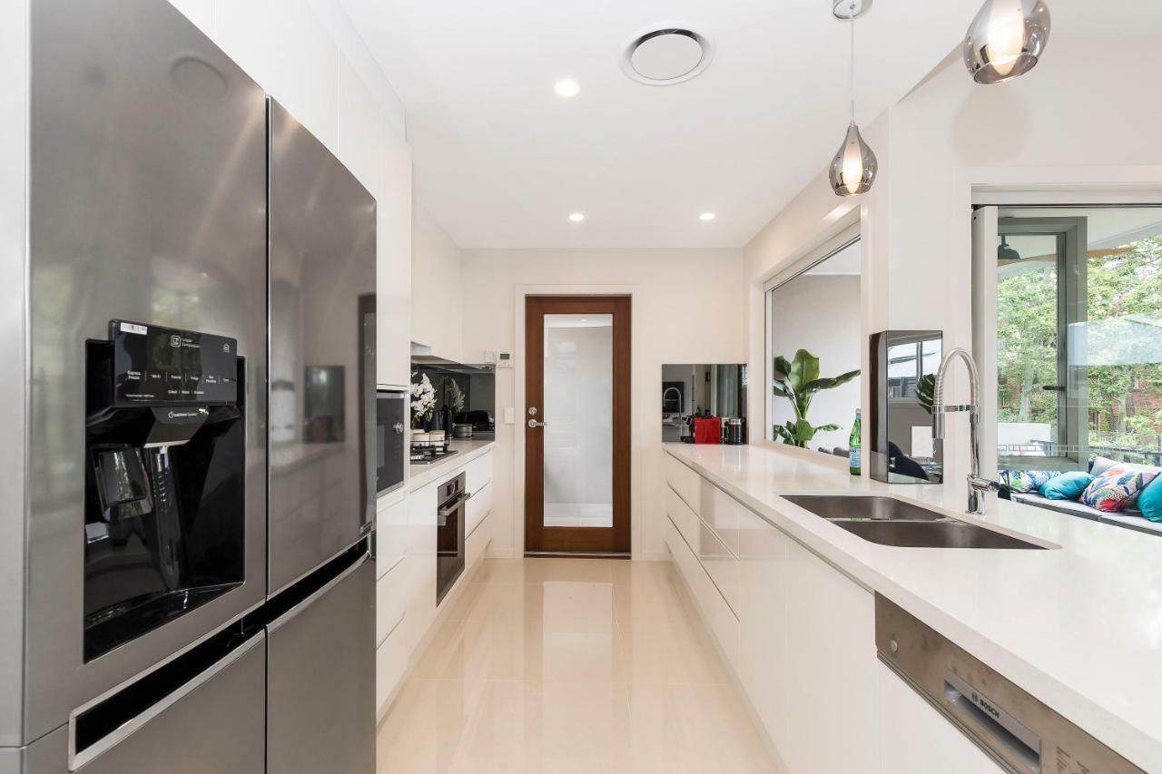 Villa Park Avenue Luxe Townhouse Brand New Sleeps 9 *